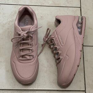Skechers blush pink sneakers - Size 8.5